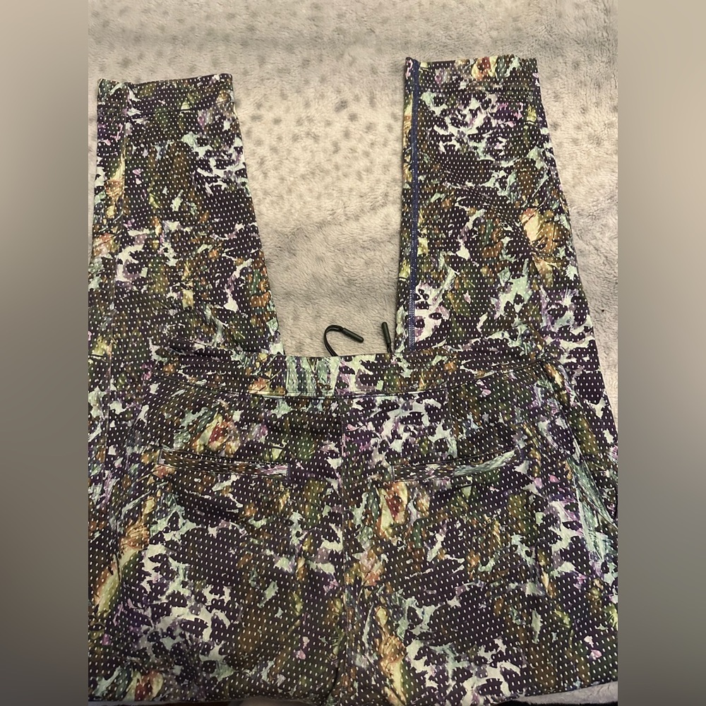 Lululemon Workout Set - Picture 8 of 12